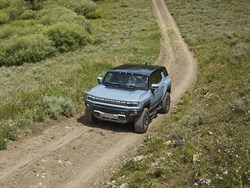 2025 Hummer EV SUV Backlit Tension Graphic Insert