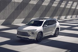 2025 Enclave Avenir Driving Tension Graphic Insert