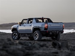 2025 Hummer EV Pickup Backlit Tension Graphic Insert