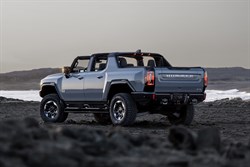 2025 Hummer EV Pickup Backlit Tension Graphic Insert